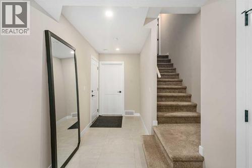 915 Crestridge Common Sw, Calgary, AB - Indoor Photo Showing Other Room