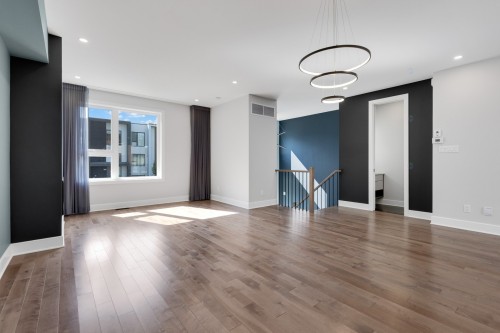 Salon - 366 Rue De Belledonne, Blainville, QC - Indoor Photo Showing Other Room