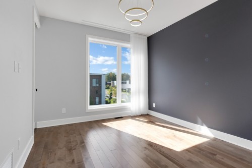 Chambre à coucher principale - 366 Rue De Belledonne, Blainville, QC - Indoor Photo Showing Other Room