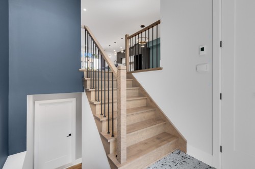 Hall d'entrée/Vestibule - 366 Rue De Belledonne, Blainville, QC - Indoor Photo Showing Other Room