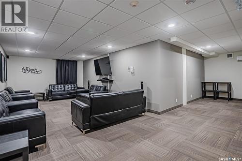216 545 Hassard Close, Saskatoon, SK - Indoor