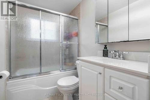 1 - 1025 Upper Gage Avenue, Hamilton, ON - Indoor Photo Showing Bathroom
