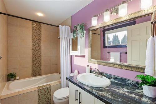 169 Greentree Dr, Grunthal, MB 