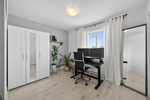 Chambre à coucher - 302-320 Ch. Sanguinet, Saint-Philippe, QC - Indoor Photo Showing Other Room