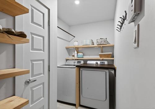 Salle de lavage - 302-320 Ch. Sanguinet, Saint-Philippe, QC - Indoor Photo Showing Laundry Room