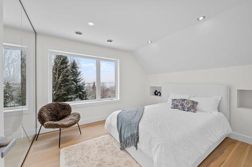 Chambre à coucher principale - 48 Ch. Coutu, Saint-Donat, QC - Indoor Photo Showing Bedroom