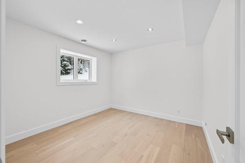 Chambre à coucher - 48 Ch. Coutu, Saint-Donat, QC - Indoor Photo Showing Other Room