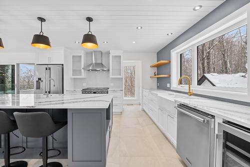 Cuisine - 48 Ch. Coutu, Saint-Donat, QC - Indoor Photo Showing Kitchen With Upgraded Kitchen