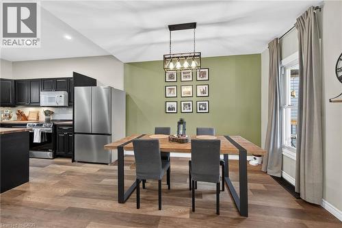 306 Cumberland Avenue, Hamilton, ON - Indoor