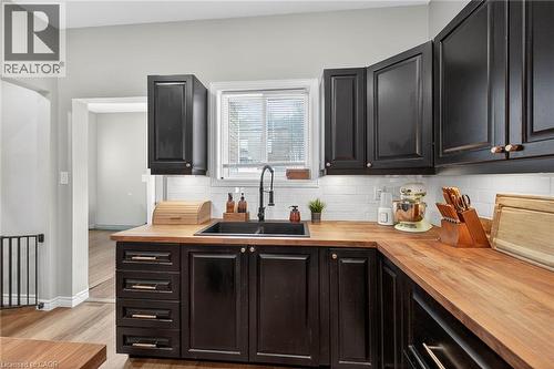 306 Cumberland Avenue, Hamilton, ON - Indoor Photo Showing Kitchen With Double Sink