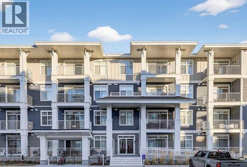 402, 500 Auburn Meadows Common SE  Calgary, AB T3M 3P5