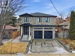 49 GREENDOWNS DRIVE  Toronto, ON M1M 2G6