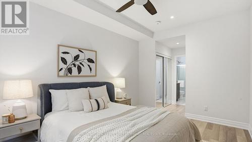 201 - 652 Cricklewood Drive, Mississauga, ON - Indoor Photo Showing Bedroom