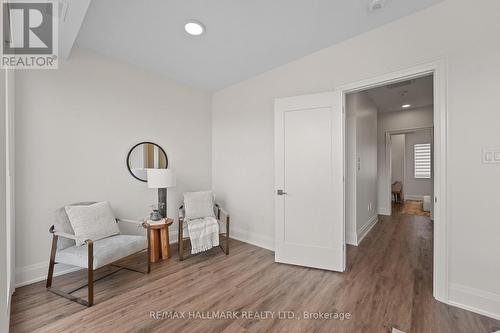 129 High Street W, Mississauga, ON - Indoor Photo Showing Other Room