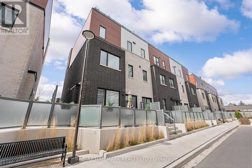 129 High Street W, Mississauga, ON - Outdoor