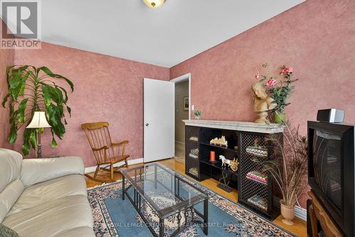 2305 Delkus Crescent, Mississauga, ON - Indoor