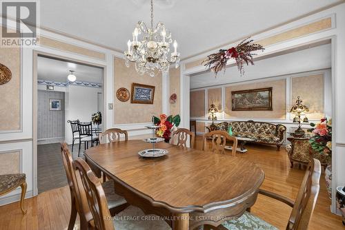2305 Delkus Crescent, Mississauga, ON - Indoor Photo Showing Dining Room