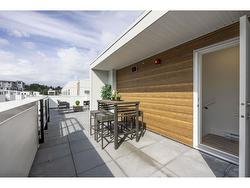 35 6328 KING GEORGE BOULEVARD  Surrey, BC V3X 0L4