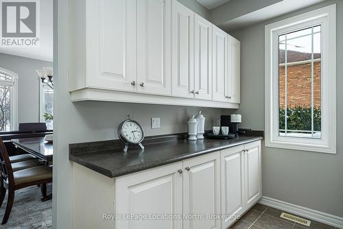 59 Kells Crescent, Collingwood, ON - Indoor Photo Showing Kitchen