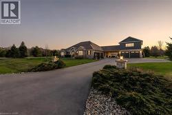 2 CLOVERLEA Crescent St. George, ON N0E 1N0