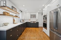 84 CADILLAC AVENUE S  Oshawa (Central), ON L1H 5Z2