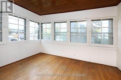 18-20 Reuben Street, Aurora, ON - Indoor Photo Showing Other Room