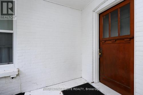 18-20 Reuben Street, Aurora, ON - Outdoor With Exterior