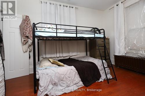 18-20 Reuben Street, Aurora, ON - Indoor Photo Showing Bedroom
