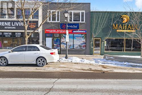 267 Lakeshore Road E, Mississauga, ON 