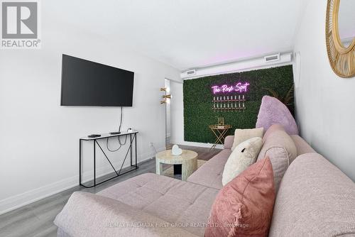 267 Lakeshore Road E, Mississauga, ON 