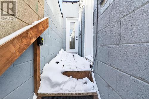 267 Lakeshore Road E, Mississauga, ON 