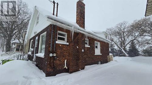 37 Albert St E, Sault Ste. Marie, ON - Outdoor