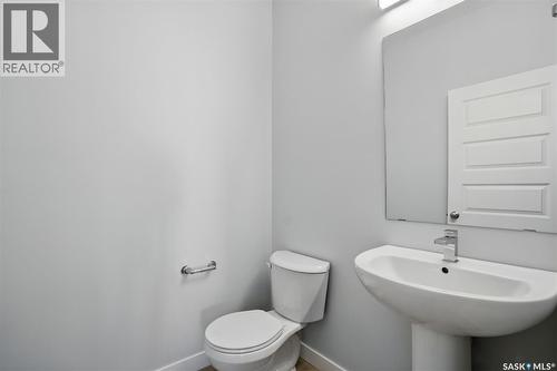 222 Antonini Court, Saskatoon, SK - Indoor Photo Showing Bathroom