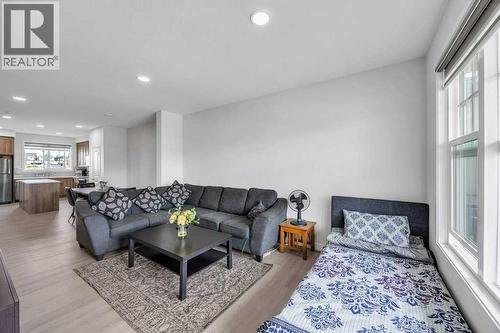 1612 Rangeview Drive Se, Calgary, AB - Indoor Photo Showing Living Room