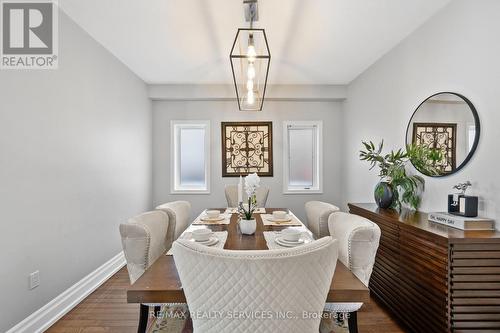 1321 Inglehart Drive, Burlington, ON - Indoor Photo Showing Dining Room