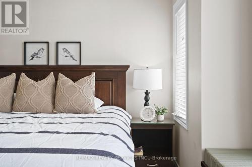 1321 Inglehart Drive, Burlington, ON - Indoor Photo Showing Bedroom