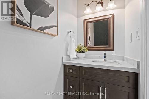 1321 Inglehart Drive, Burlington, ON - Indoor Photo Showing Bathroom