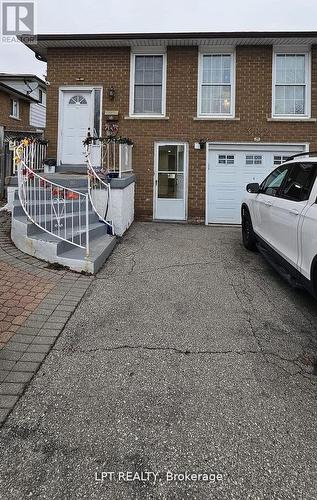 382 Pinemeadow Avenue, Mississauga, ON - Outdoor