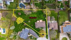 2030 VICKERY DRIVE  Oakville, ON L6L 2J1