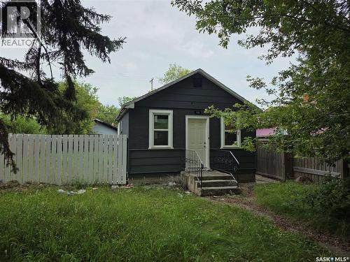 130 K Avenue S, Saskatoon, SK - Outdoor