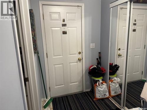 916 4Th Avenue N, Saskatoon, SK - Indoor Photo Showing Other Room