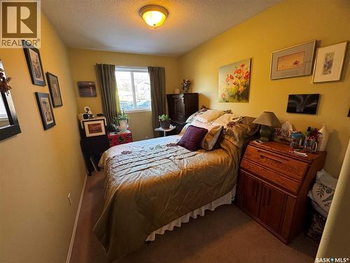 916 4Th Avenue N, Saskatoon, SK - Indoor Photo Showing Bedroom
