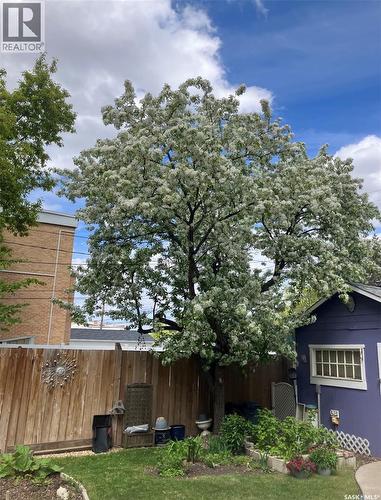 916 4Th Avenue N, Saskatoon, SK - Outdoor