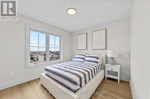 10 - 2605 Kettering Place, London South (South U), ON - Indoor Photo Showing Bedroom