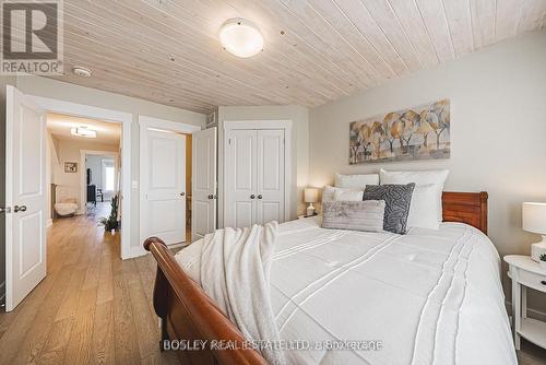 Spacious with ensuite priviledge - 2 - 3573 Dominion Road, Fort Erie (Ridgeway), ON - Indoor Photo Showing Bedroom