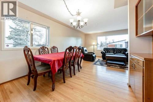 9136 Allison Drive Se, Calgary, AB - Indoor Photo Showing Other Room