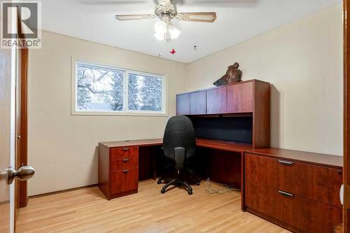 9136 Allison Drive Se, Calgary, AB - Indoor Photo Showing Office