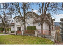 420 4 Avenue SE Unit# 305 Lot# 17  Salmon Arm, BC V1E 1R9