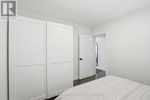 2347 Sharron Street, Burlington, ON - Indoor Photo Showing Bedroom