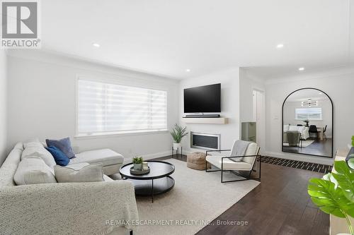 2347 Sharron Street, Burlington, ON - Indoor Photo Showing Living Room With Fireplace